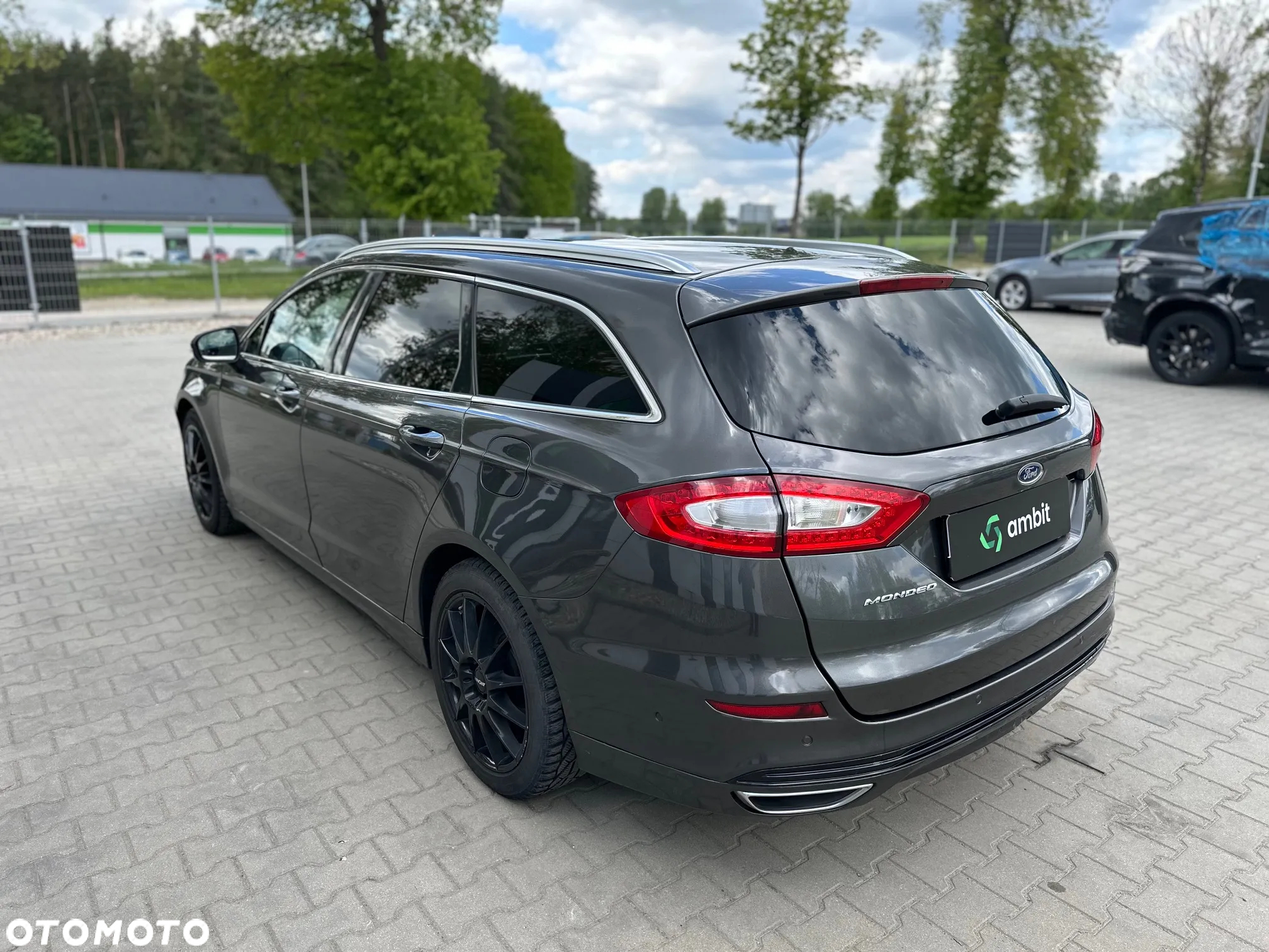 Ford Mondeo - 8