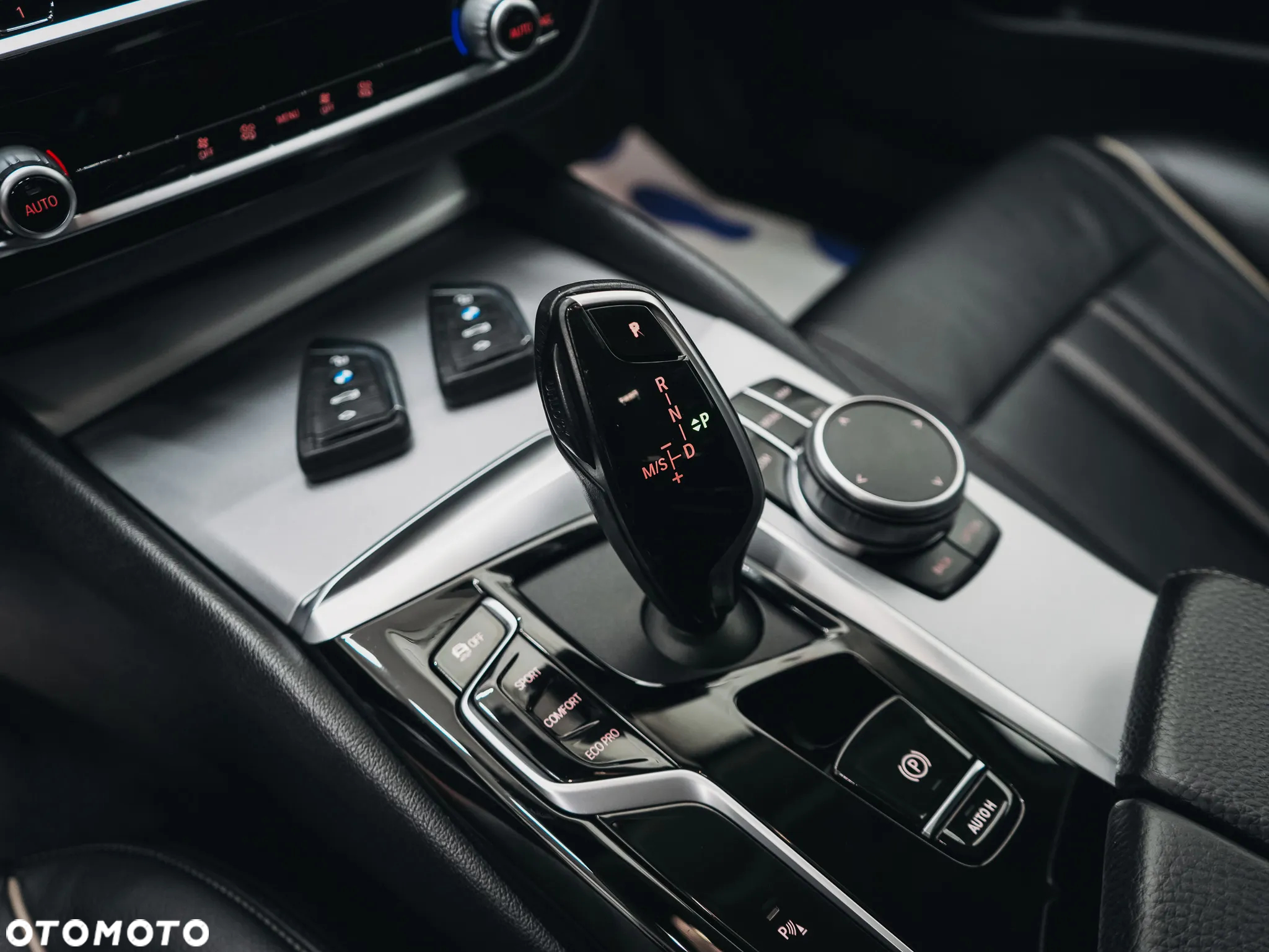BMW Seria 5 520d Touring - 27
