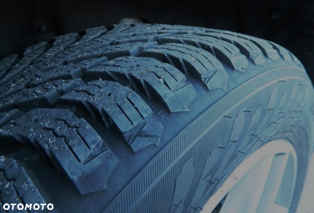 Mercedes-Benz GLC 300 4Matic 9G-TRONIC AMG Line Plus - 26