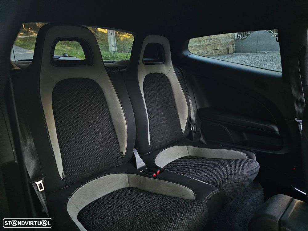 VW Scirocco 2.0 TDI GTS - 17