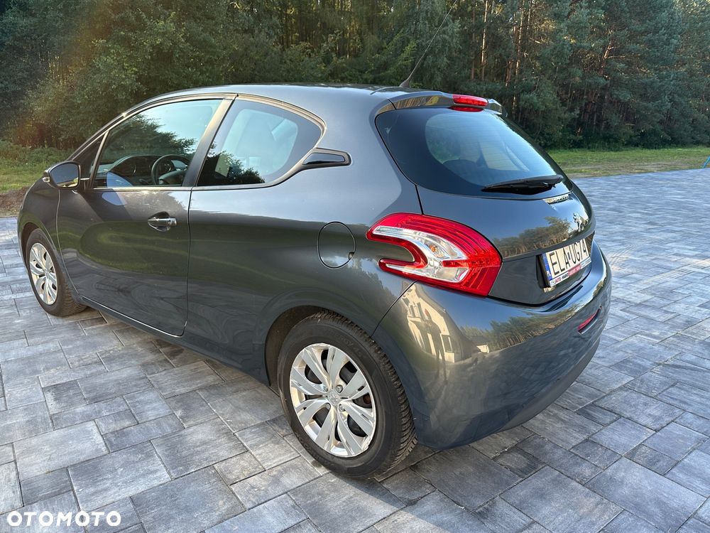 Peugeot 208 1.4 VTi Active - 17