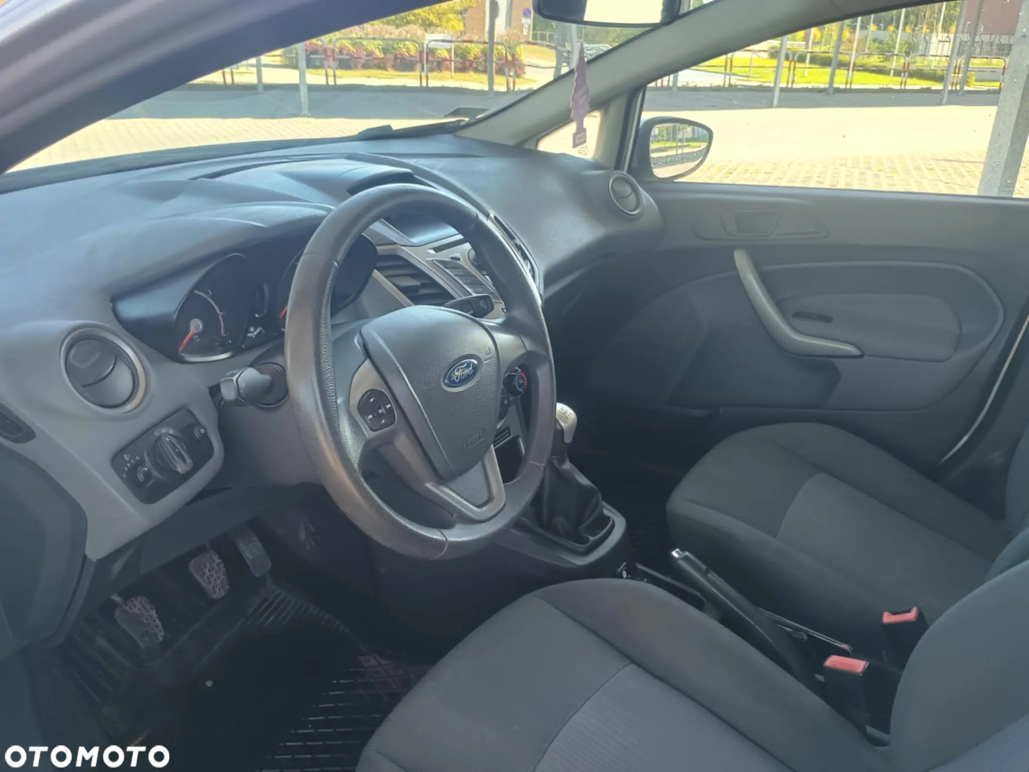 Ford Fiesta - 13