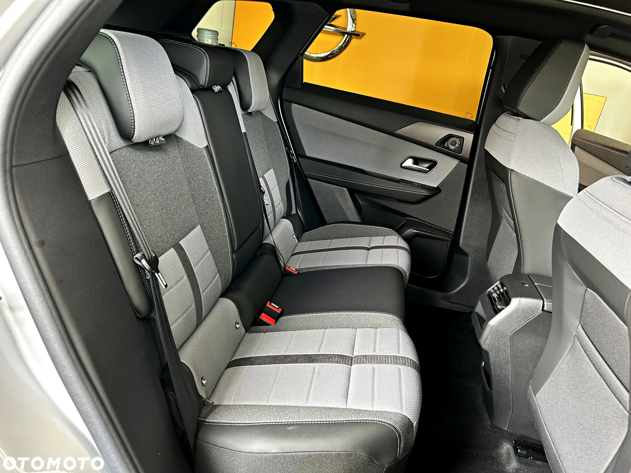 Opel Grandland 1.2 T mHEV GS S&S eDTC6 - 23