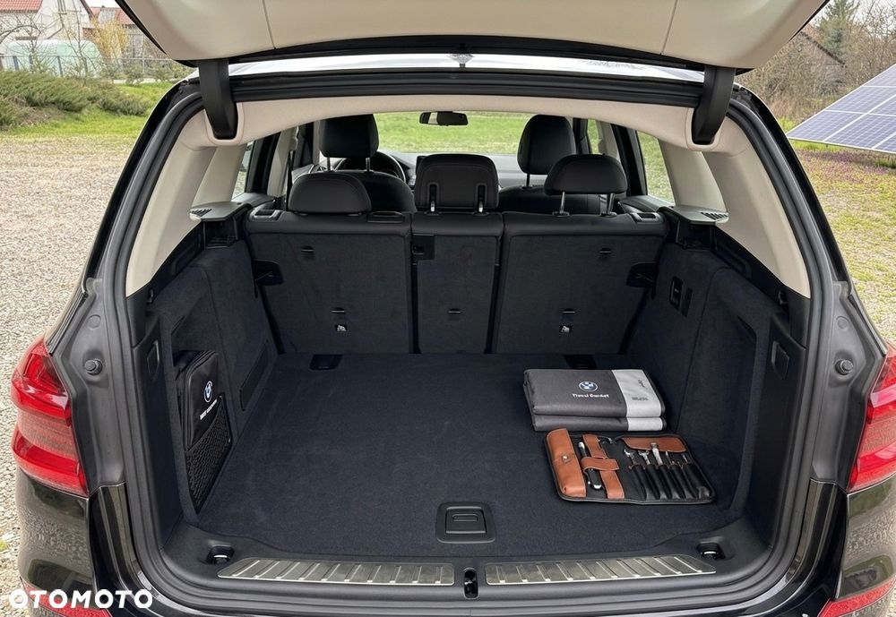 BMW iX3 Standard - 9