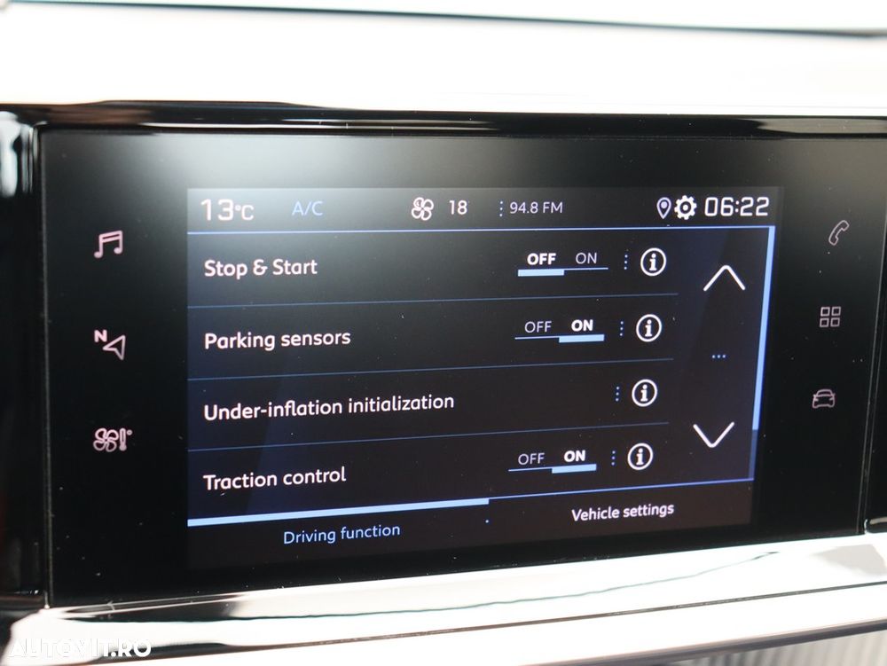 Peugeot 2008 1.2 L PureTech STT Active - 19