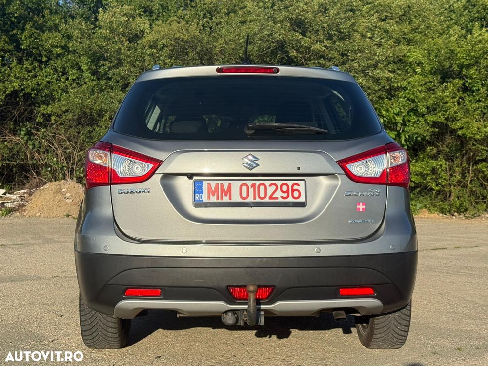 Suzuki S-Cross 1.6 DDIS 4x4 Comfort+ - 5