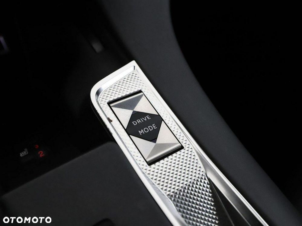 DS Automobiles DS 7 Crossback - 30