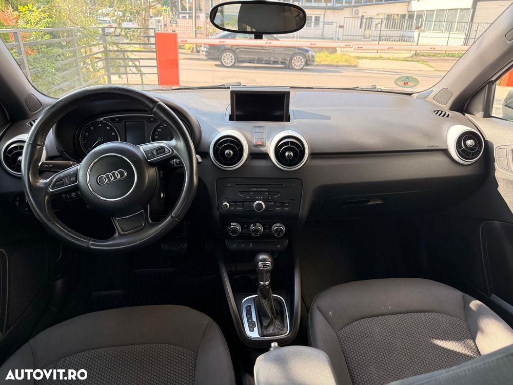 Audi A1 1.4 TFSI S tronic S line Sportpaket - 6