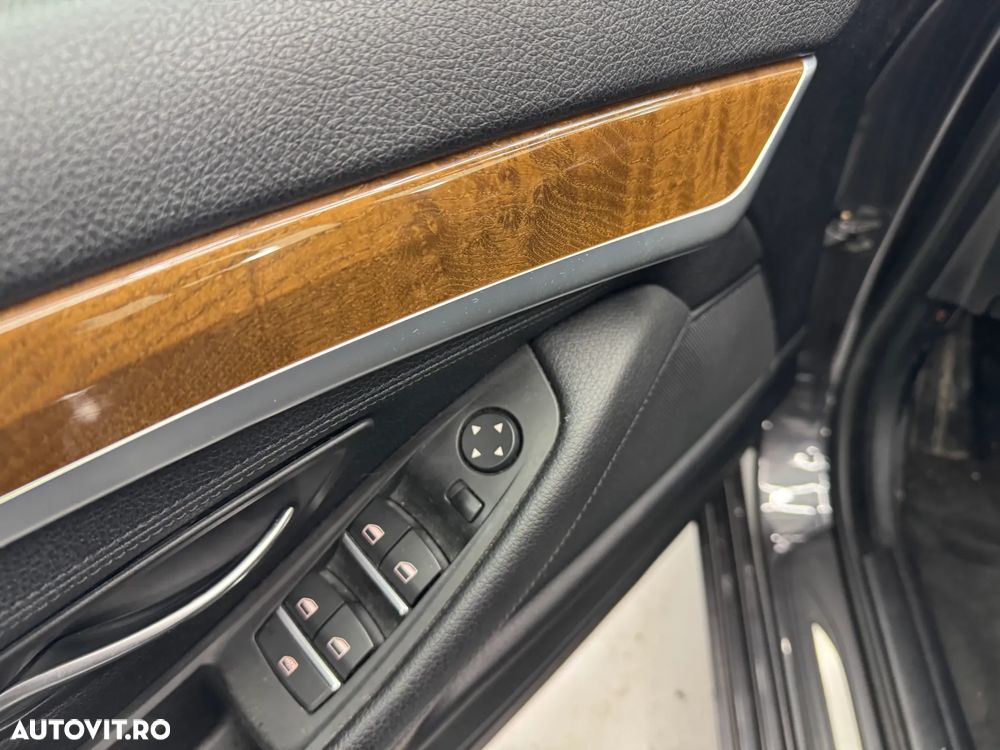 BMW Seria 5 520d Aut. - 20