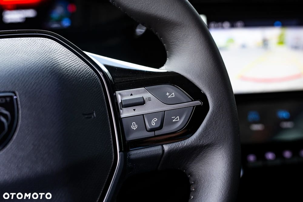 Peugeot 408 HYBRID 145 e-DSC6 Allure - 21