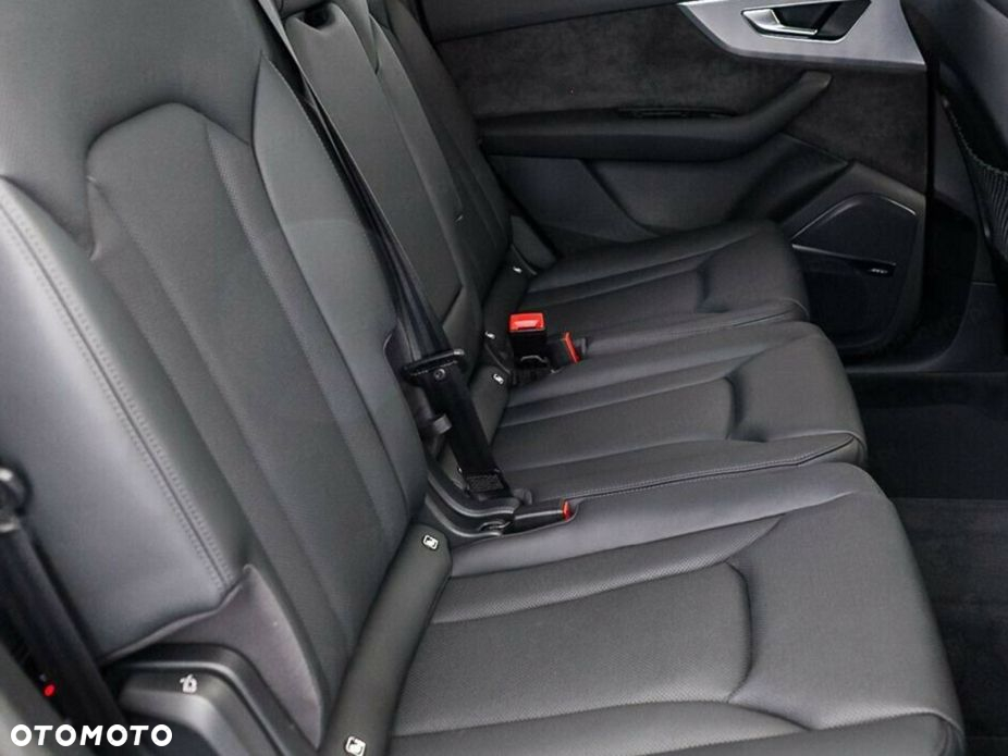 Audi Q7 - 9