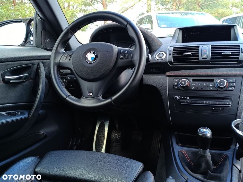 BMW 1M - 24