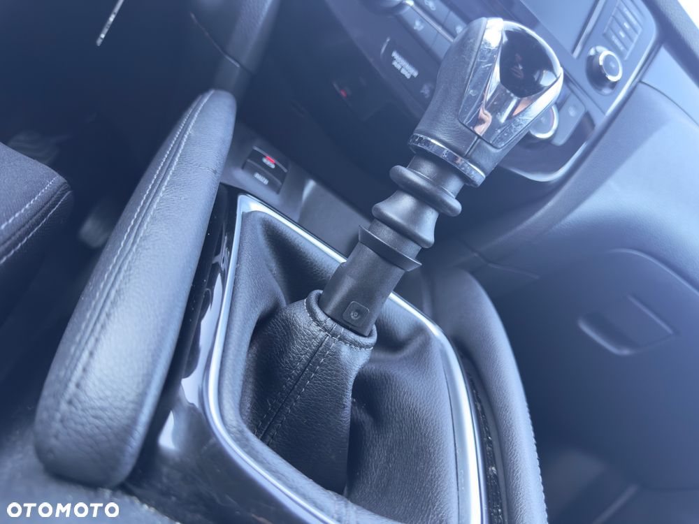 Nissan Qashqai 1.5 dCi N-Connecta - 15