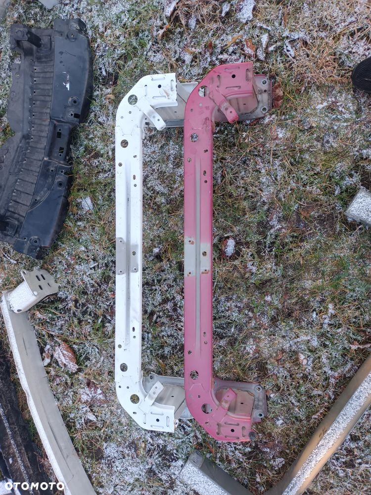 Mitsubishi asx belka zderzaka przód 11- - 1