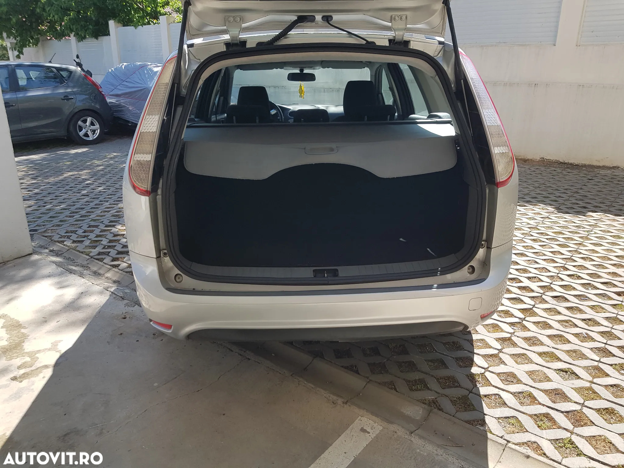 Ford Focus 1.6 TDCi DPF Style - 5