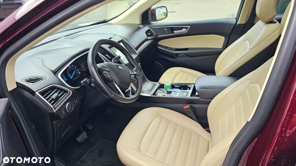 Ford Edge - 12