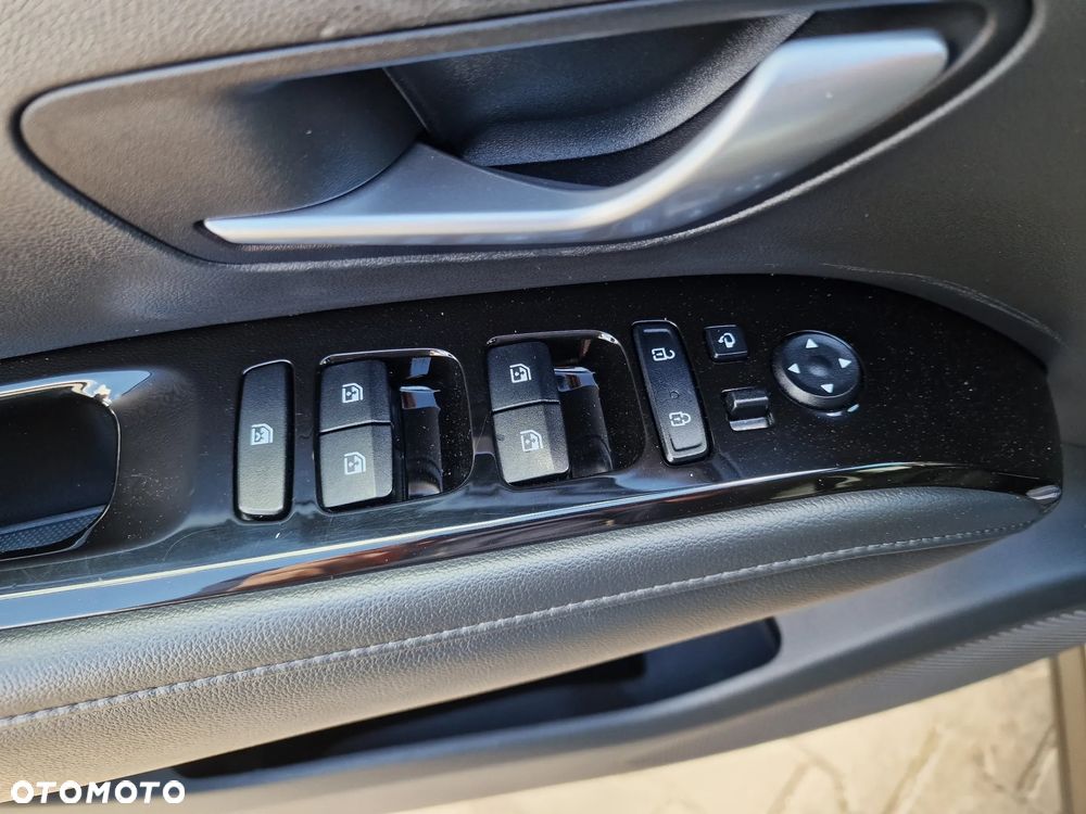 Hyundai Tucson 1.6 T-GDi HEV Modern 2WD - 32