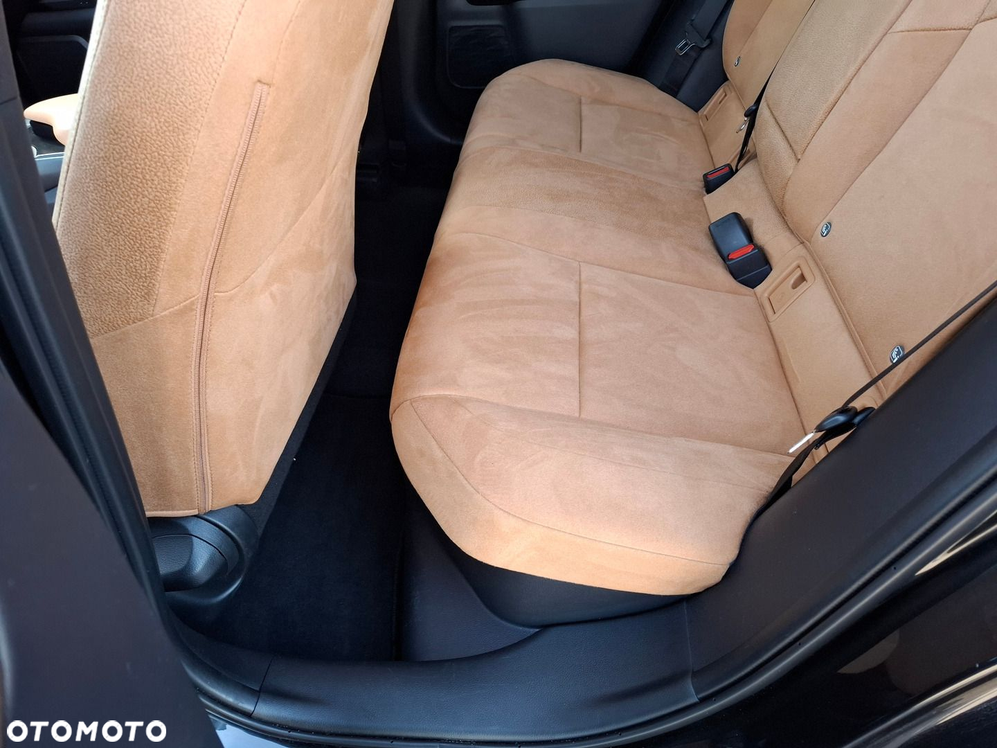 Lexus UX - 18
