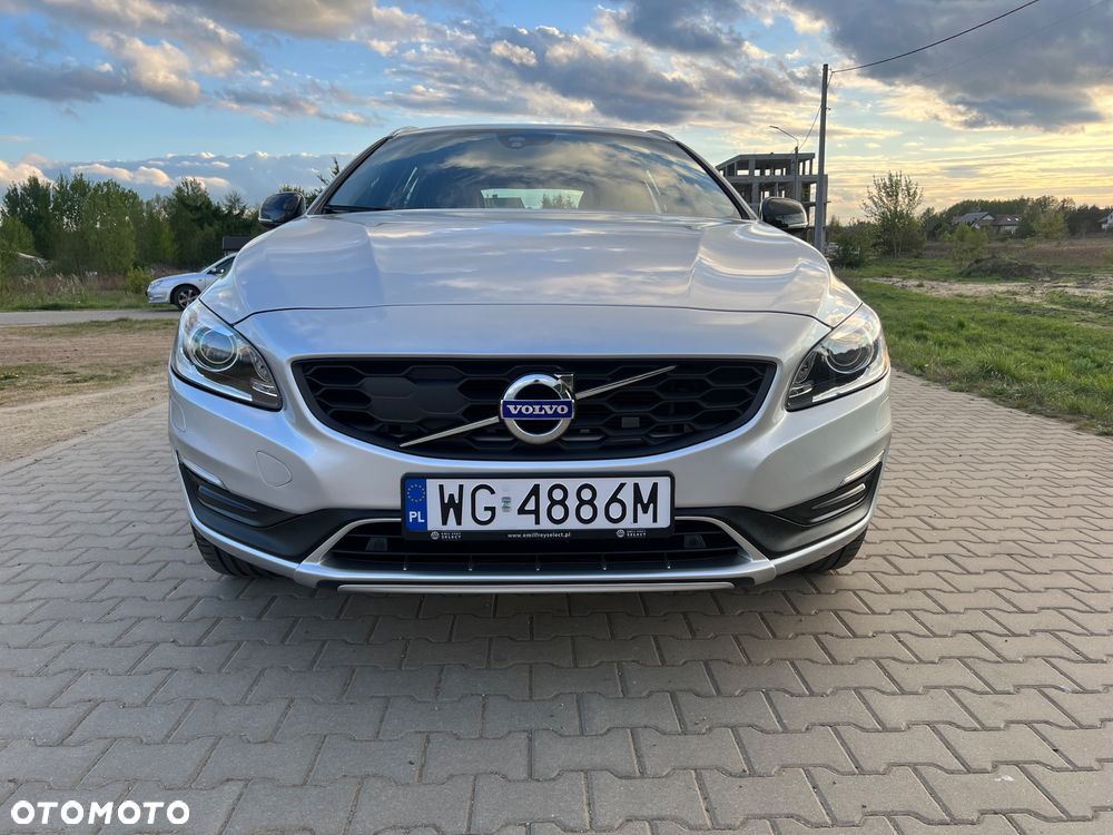 Volvo V60 Cross Country D3 Geartronic Summum - 9