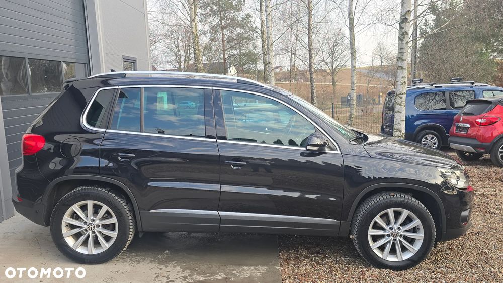 Volkswagen Tiguan 2.0 TDI DPF 4Motion BlueMotion Technology Lounge Sport & Style - 2