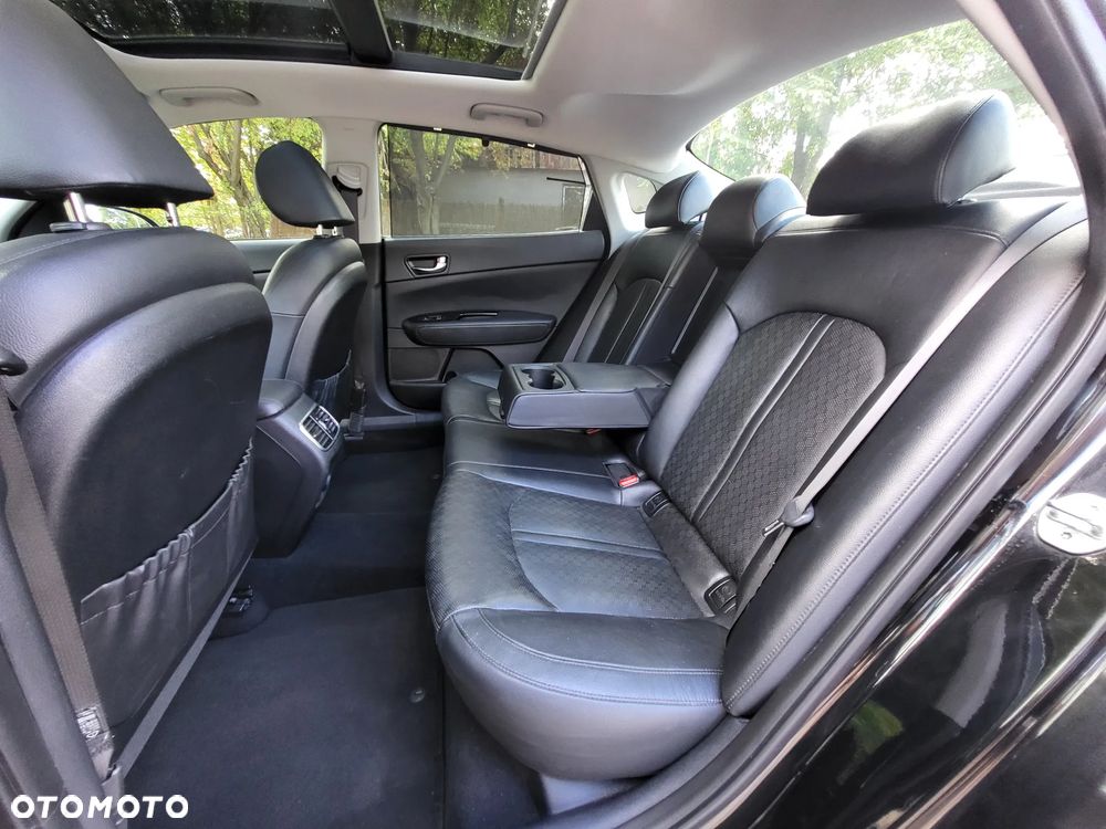 Kia Optima - 21