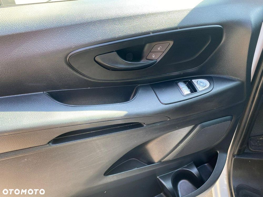 Mercedes-Benz Vito - 17