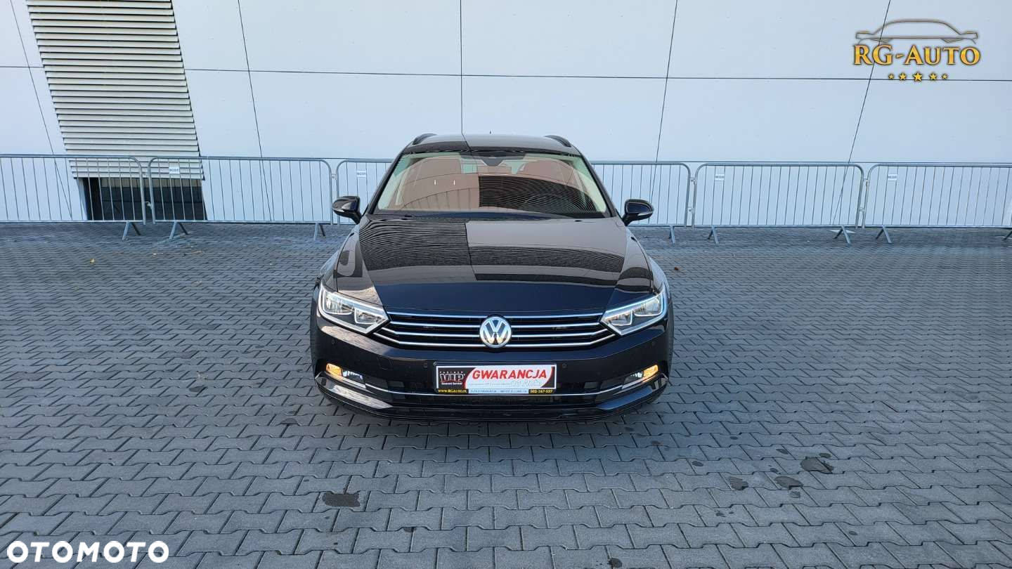 Volkswagen Passat - 19