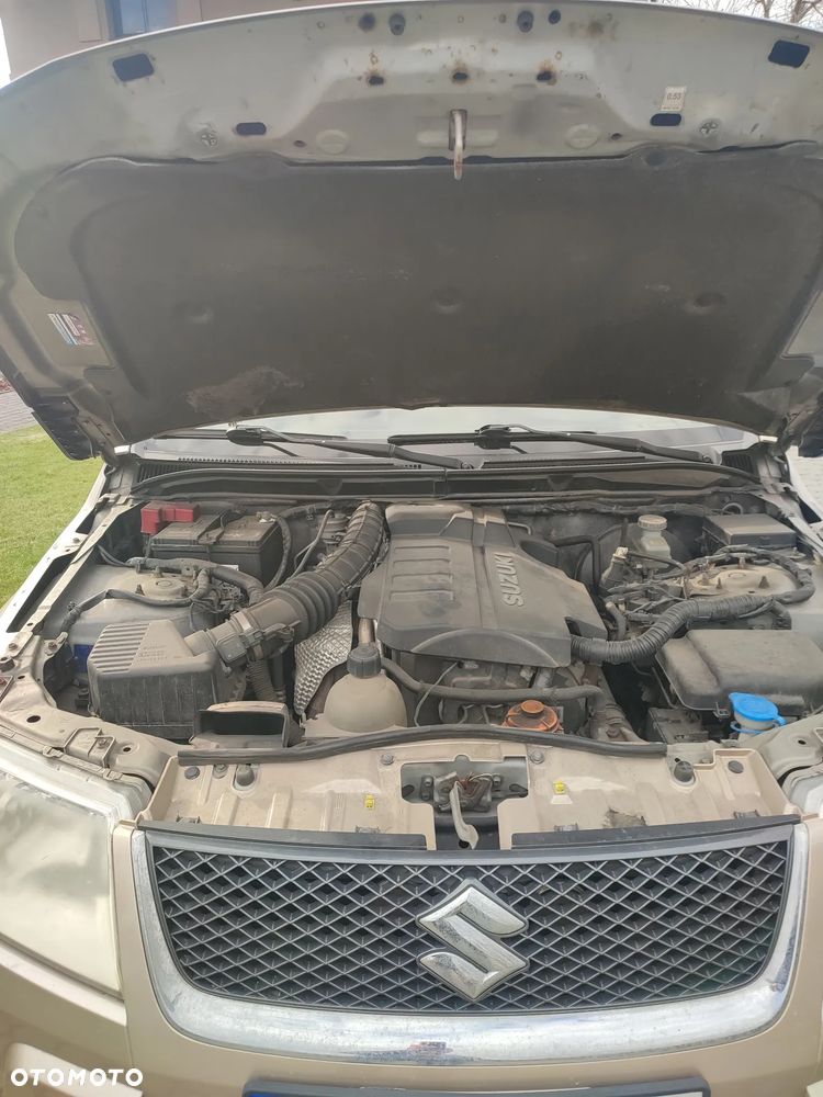 Suzuki Grand Vitara - 23