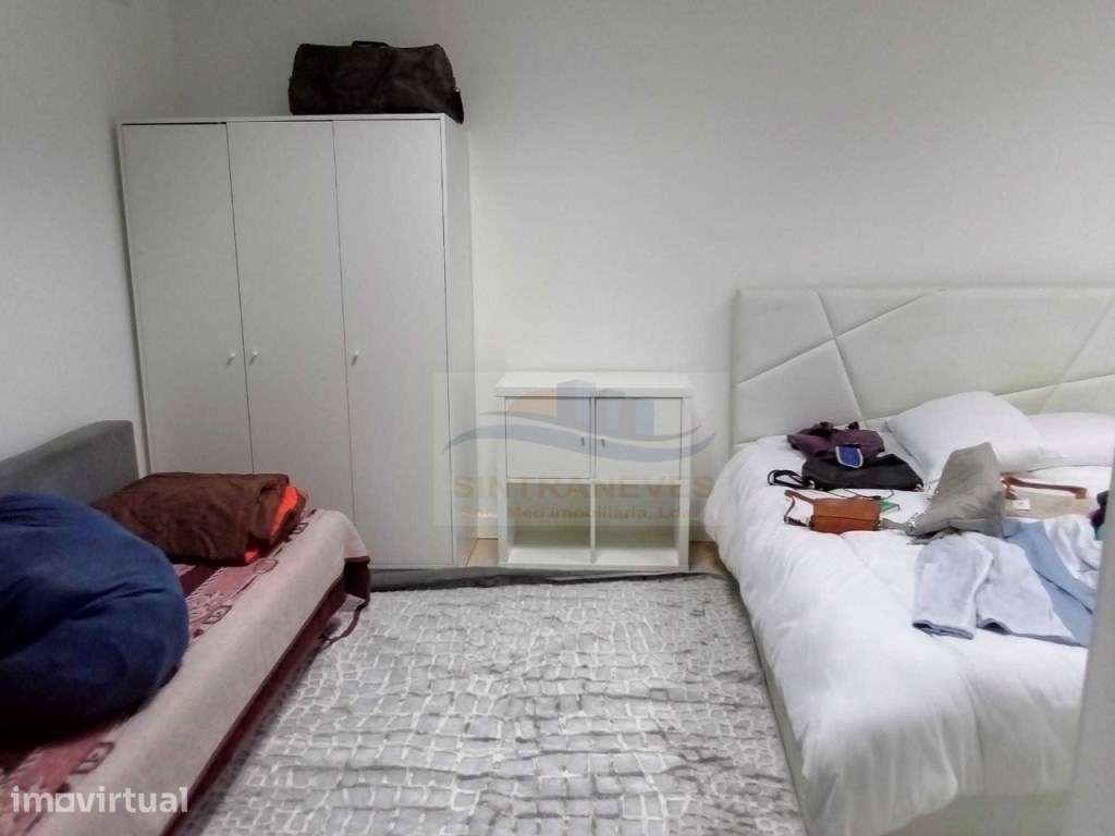 T1+1 com 115 m² | Condomínio Fechado com Piscina | Suite e Varanda - Grande imagem: 5/10