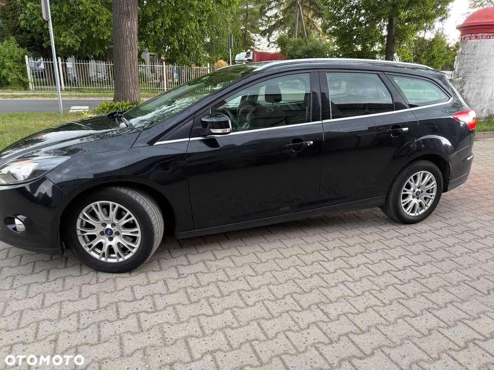 Ford Focus 1.6 EcoBoost Titanium - 4
