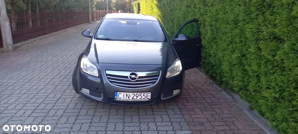 Opel Insignia A Sedan 08-13 - 14