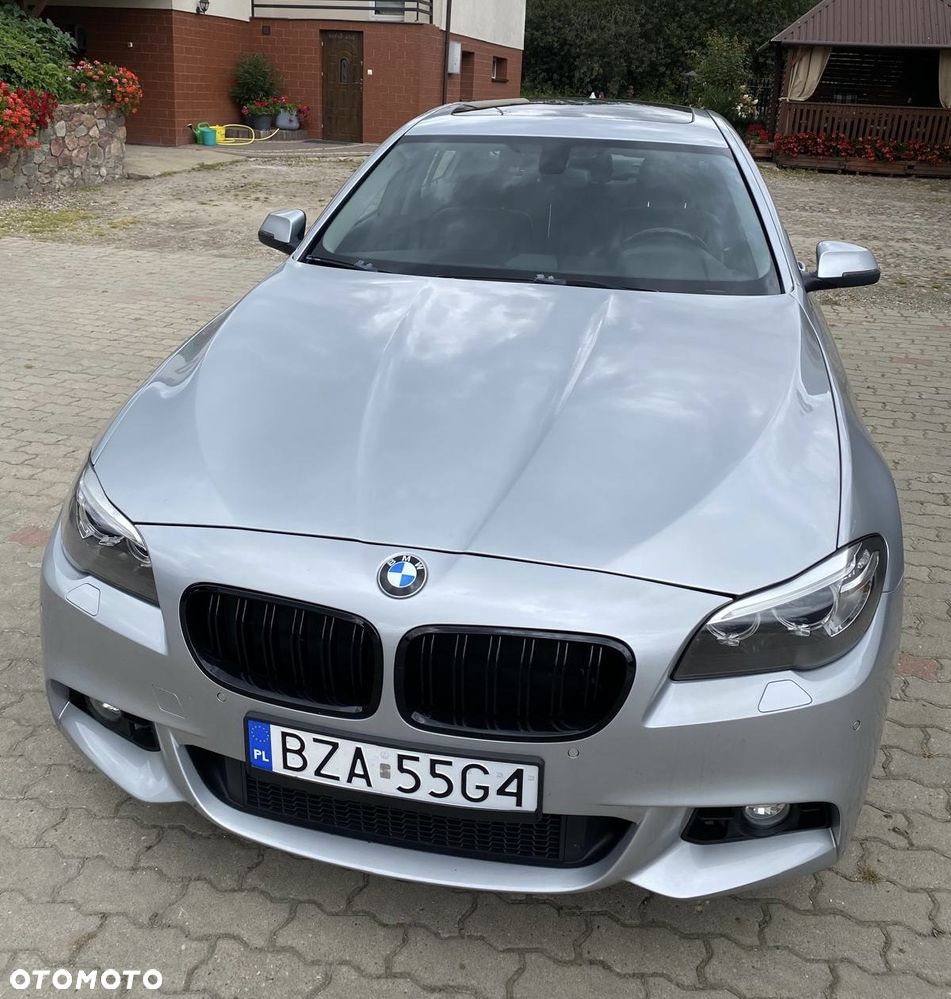 BMW Seria 5 528i xDrive - 1