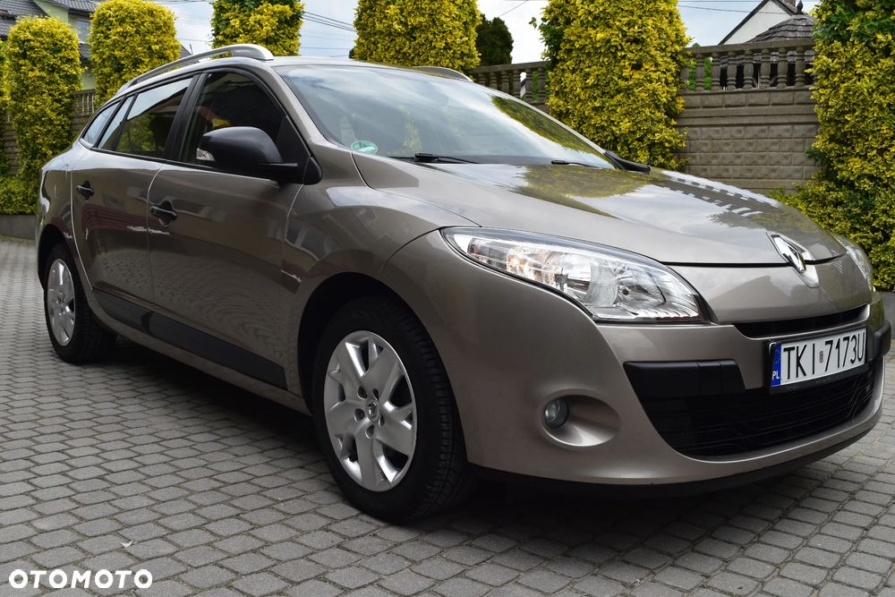 Renault Megane 1.6 16V Color Edition - 1