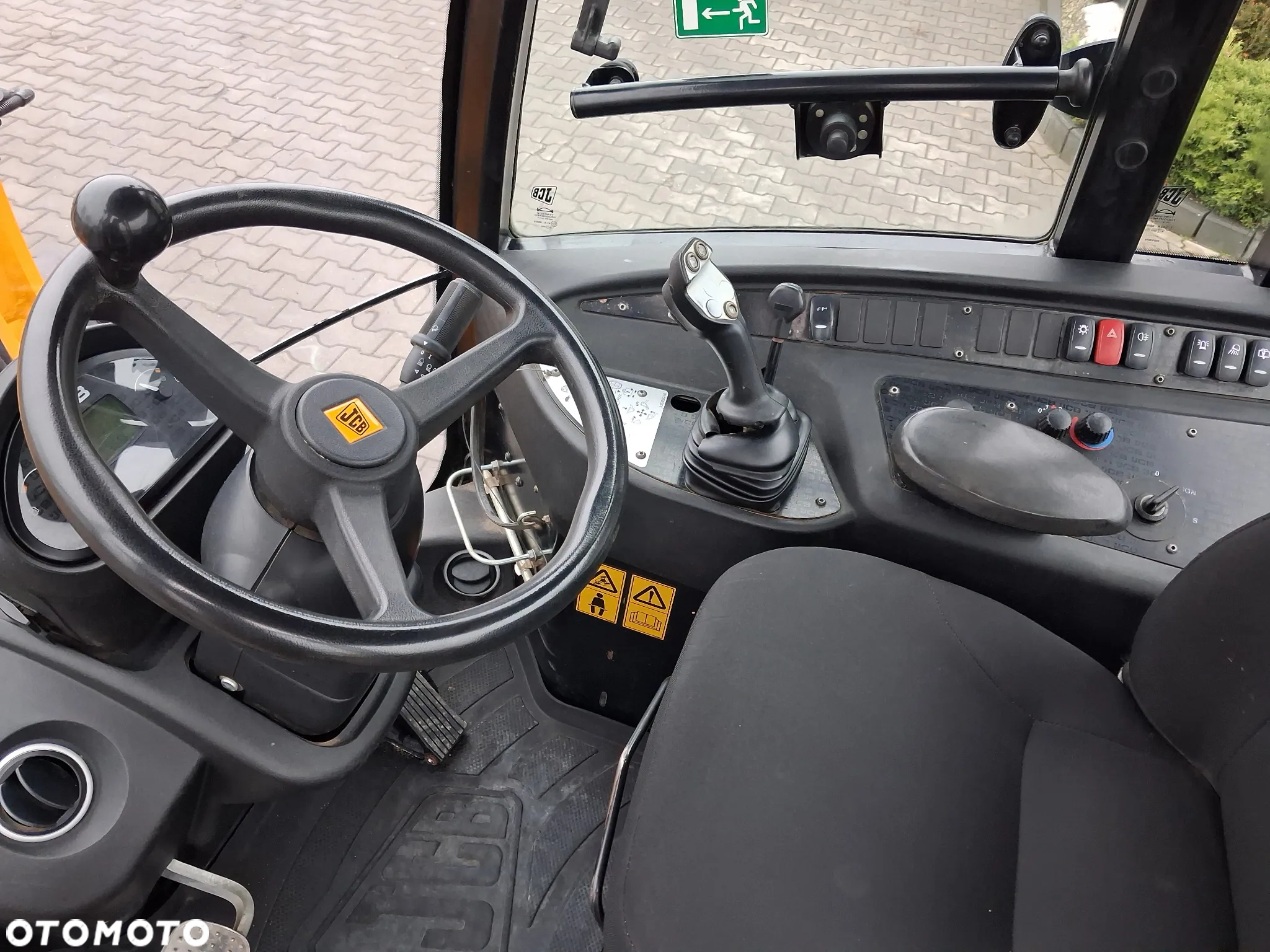 JCB 407 - 9