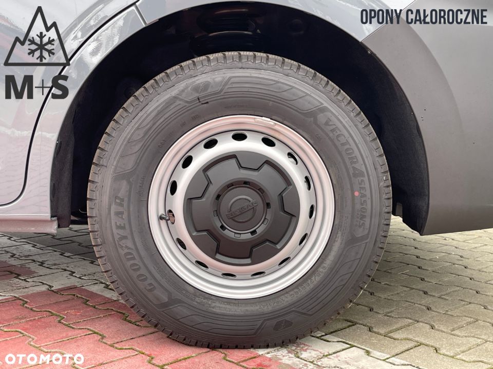 Nissan Interstar - 22