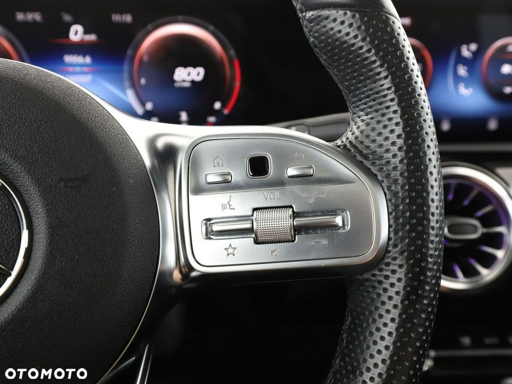 Mercedes-Benz CLA 200 7G-DCT Edition AMG Line - 32