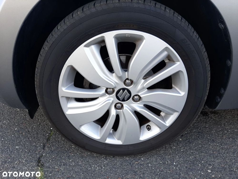 Suzuki Swift 1.2 Premium - 11