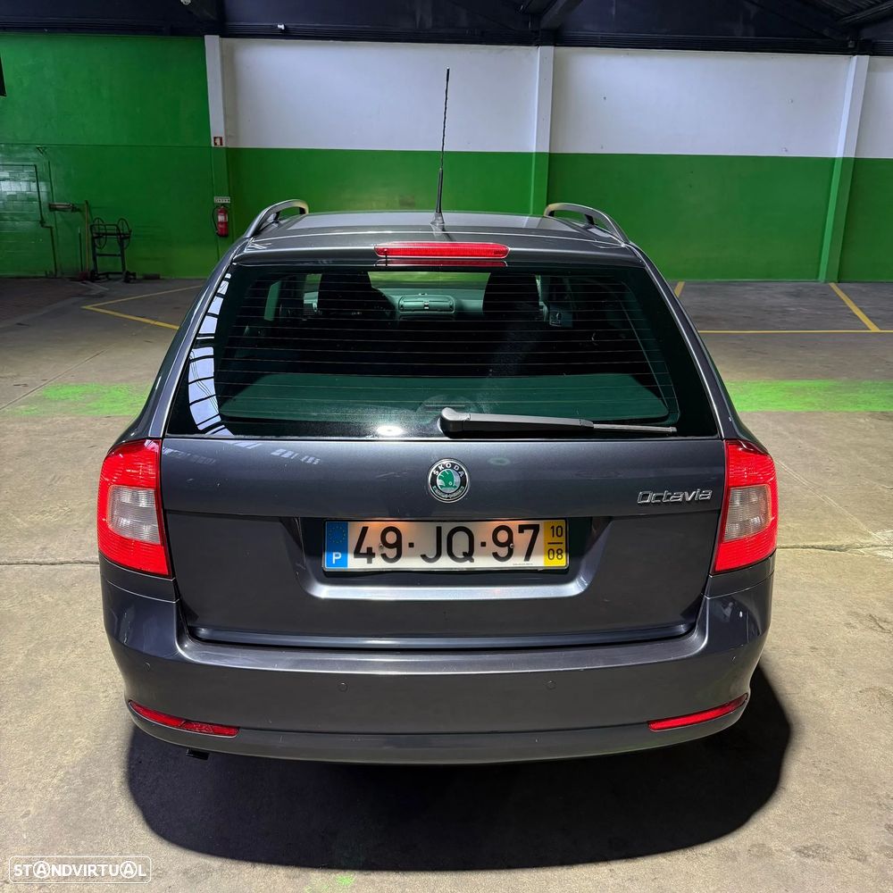 Skoda Octavia Break 1.2 TSi Sportline - 4