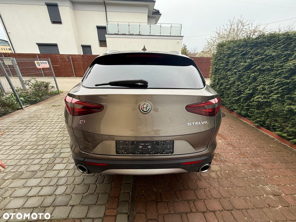 Alfa Romeo Stelvio 2.0 Turbo Super Q4 - 4