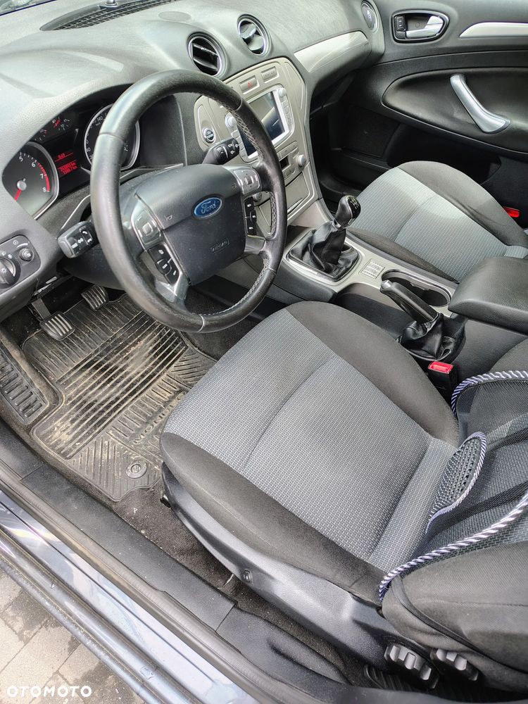 Ford Mondeo 2.0 Trend - 4