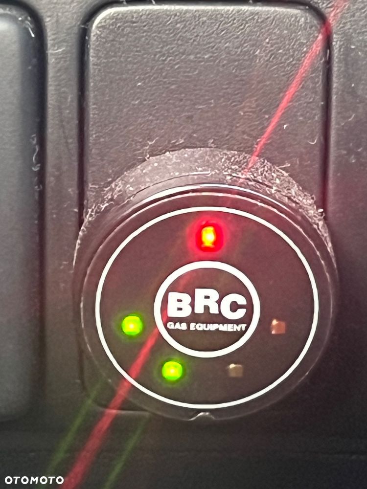 Honda Accord 2.0 Executive - 17