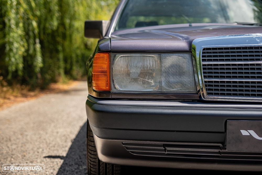 Mercedes-Benz W201 (1982-1993) 190 D 2.0 - 6