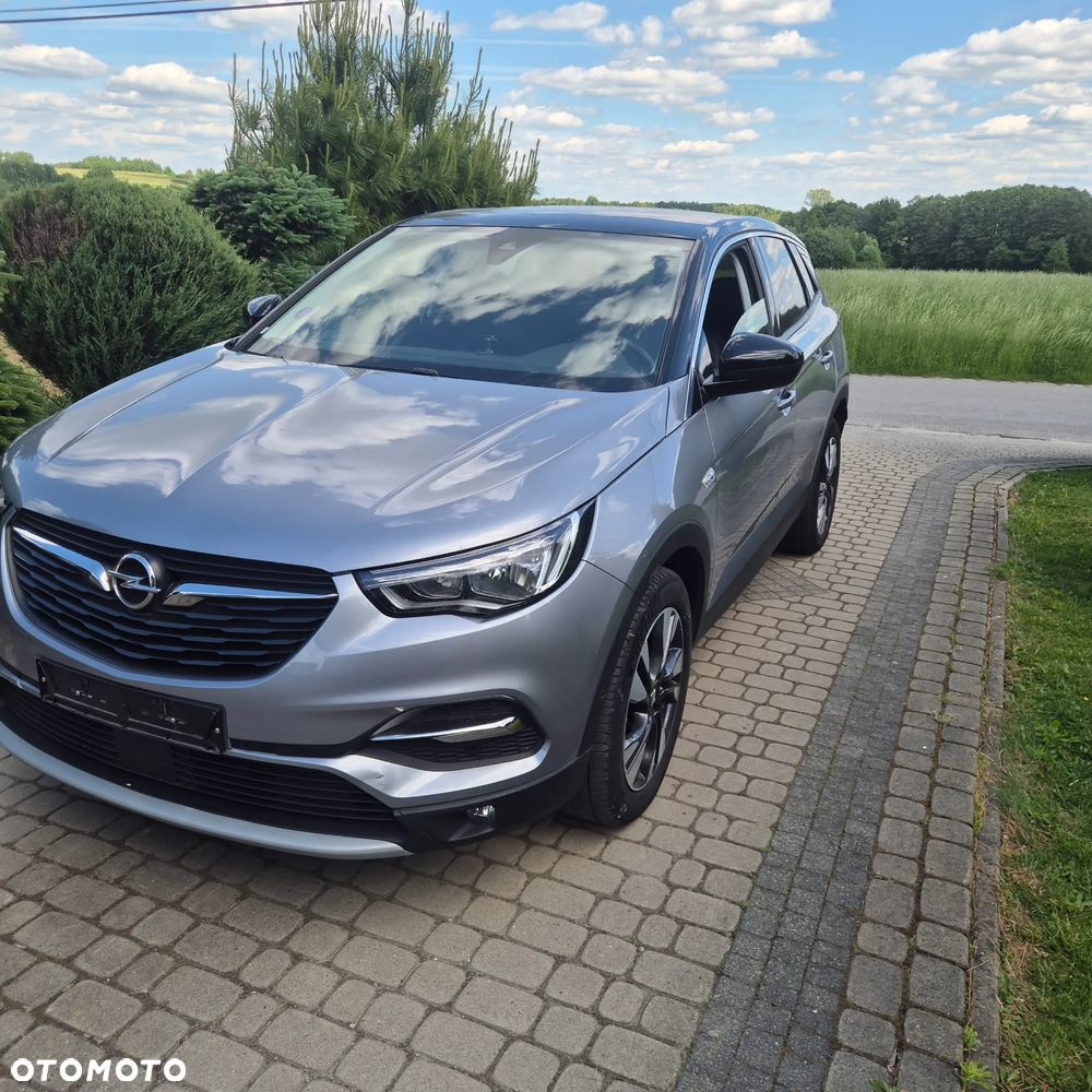 Opel Grandland X 1.2 Start/Stop Automatik Edition - 2