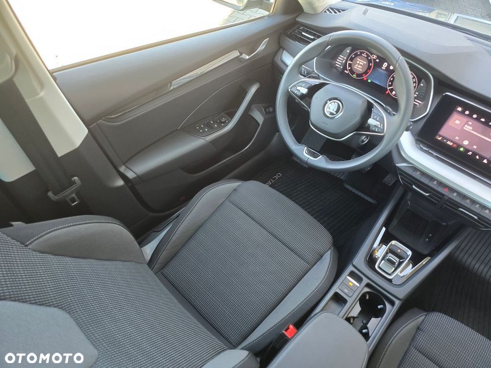 Skoda Octavia 1.5 TSI mHEV Drive Selection DSG - 16