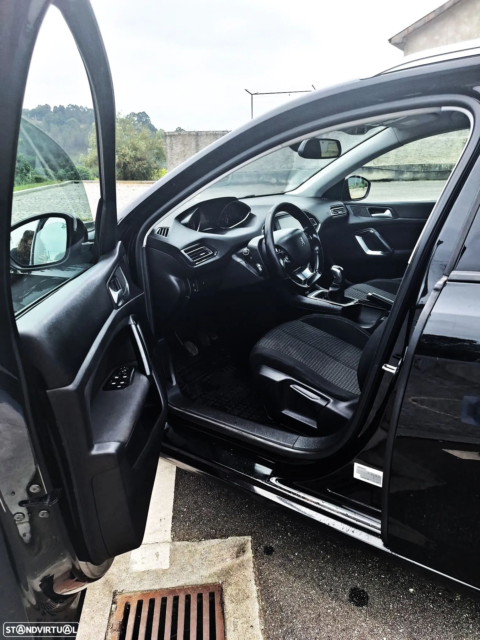 Peugeot 308 SW - 11