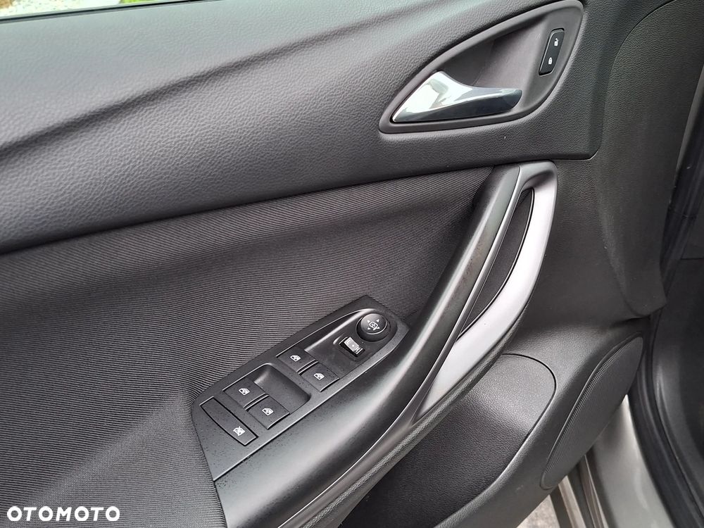 Opel Astra 1.6 CDTI Sport - 21