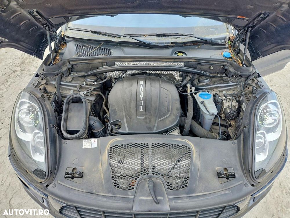 Porsche Macan - 12
