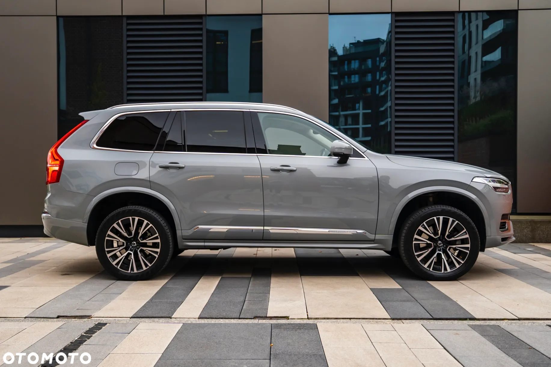 Volvo XC 90 T8 AWD Plug-In Hybrid Plus Bright 7os - 24