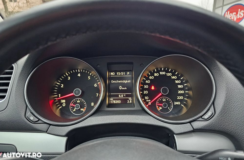 Volkswagen Golf 1.4 TSI DSG Highline - 28