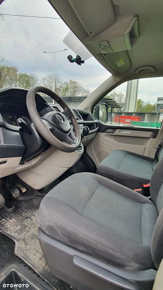 Volkswagen Transporter T6 - 4